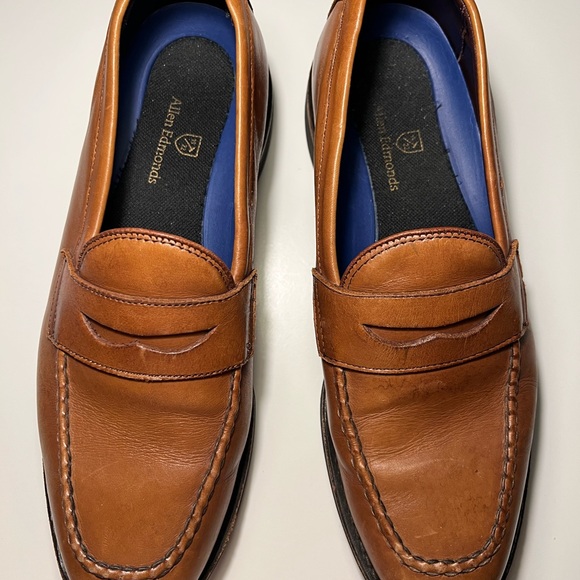 Allen Edmonds Penny Loafers in Chestnut, size 8.5